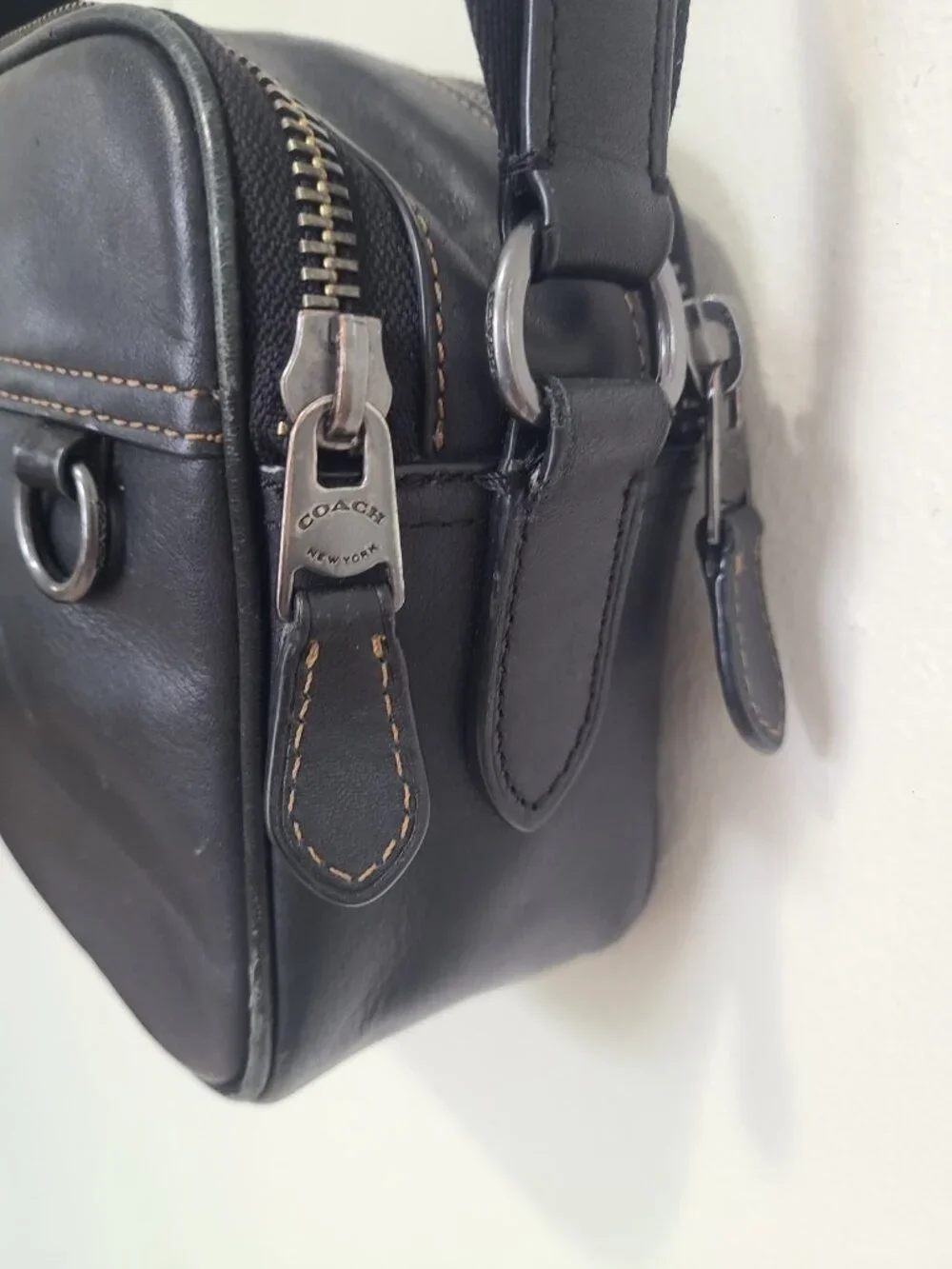 COACH C4148 Black Calf Leather Double Zip Graham Crossbody Camera Bag